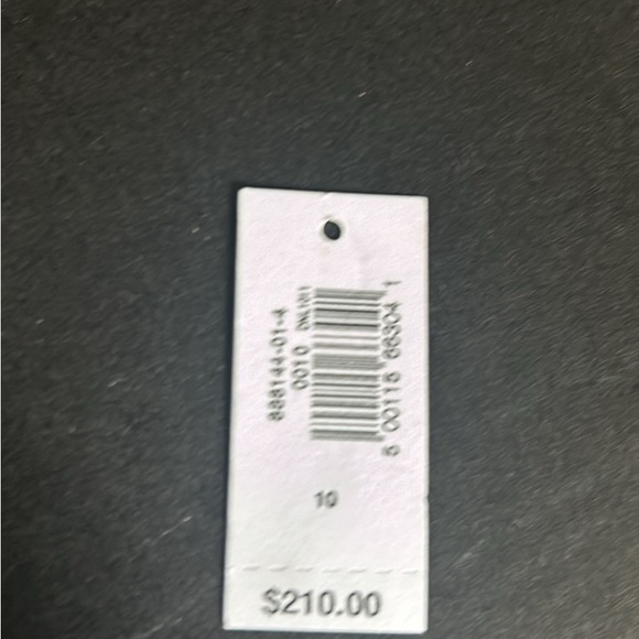 Banana Republic leather cross over - Picture 7 of 7